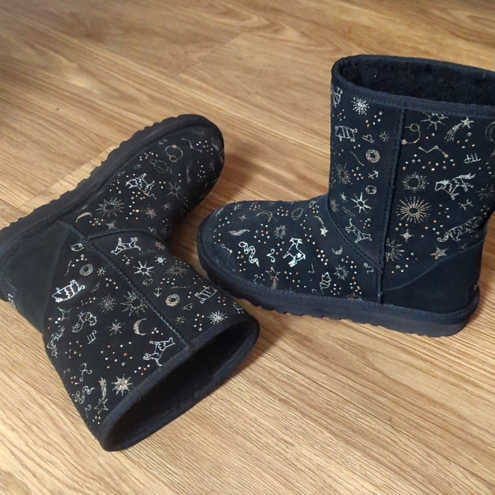 Size 8 astrology UGGS, black with metallic design
